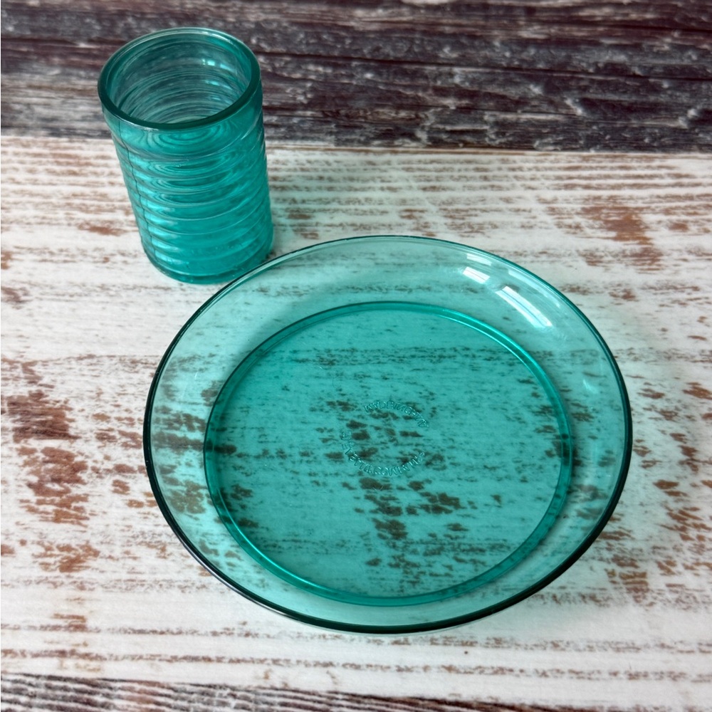 PLEASANT COMPANY American Girl Today Doll BIRTHDAY COOKOUT Set Aqua Plate & Cup